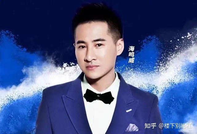 不是写作的海明威,是下面这位歌手代表作也不多,我们熟知的应该是