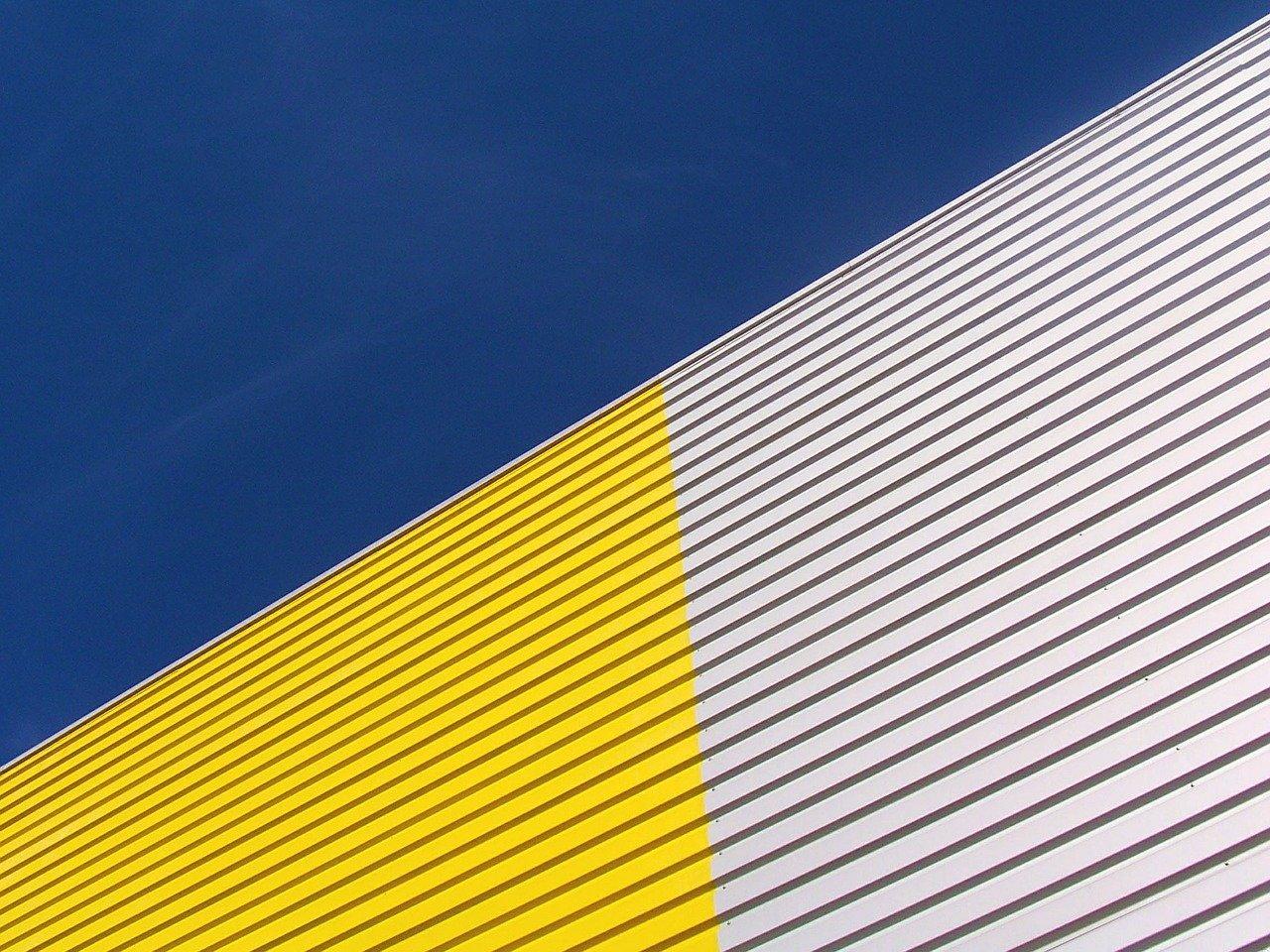 3. 蓝色配绿清新