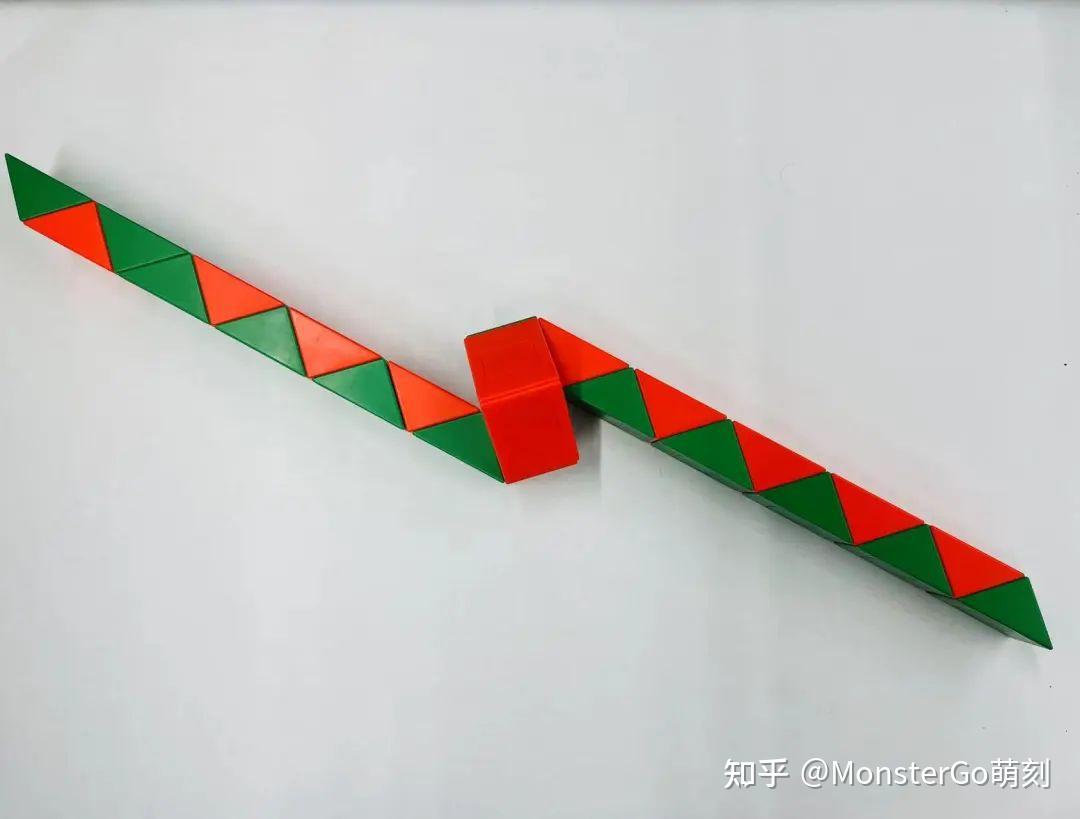 24段魔尺拼一个火箭(24段魔尺怎样拼成火箭)