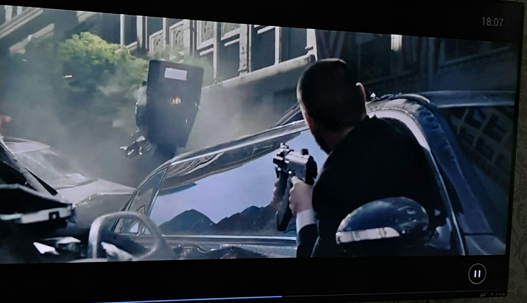 如何看待评价《战狼2》不好看就会被骂的现