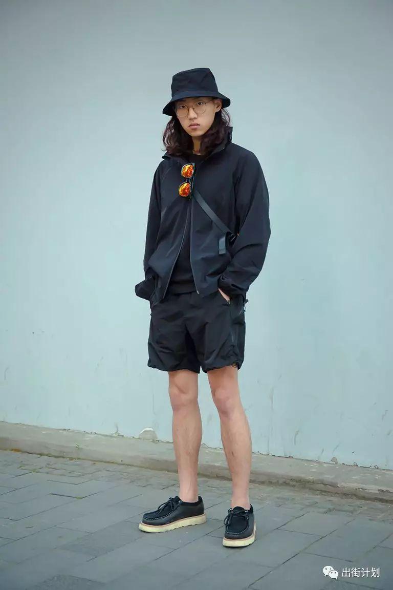 瘦高男怎么搭配穿衣