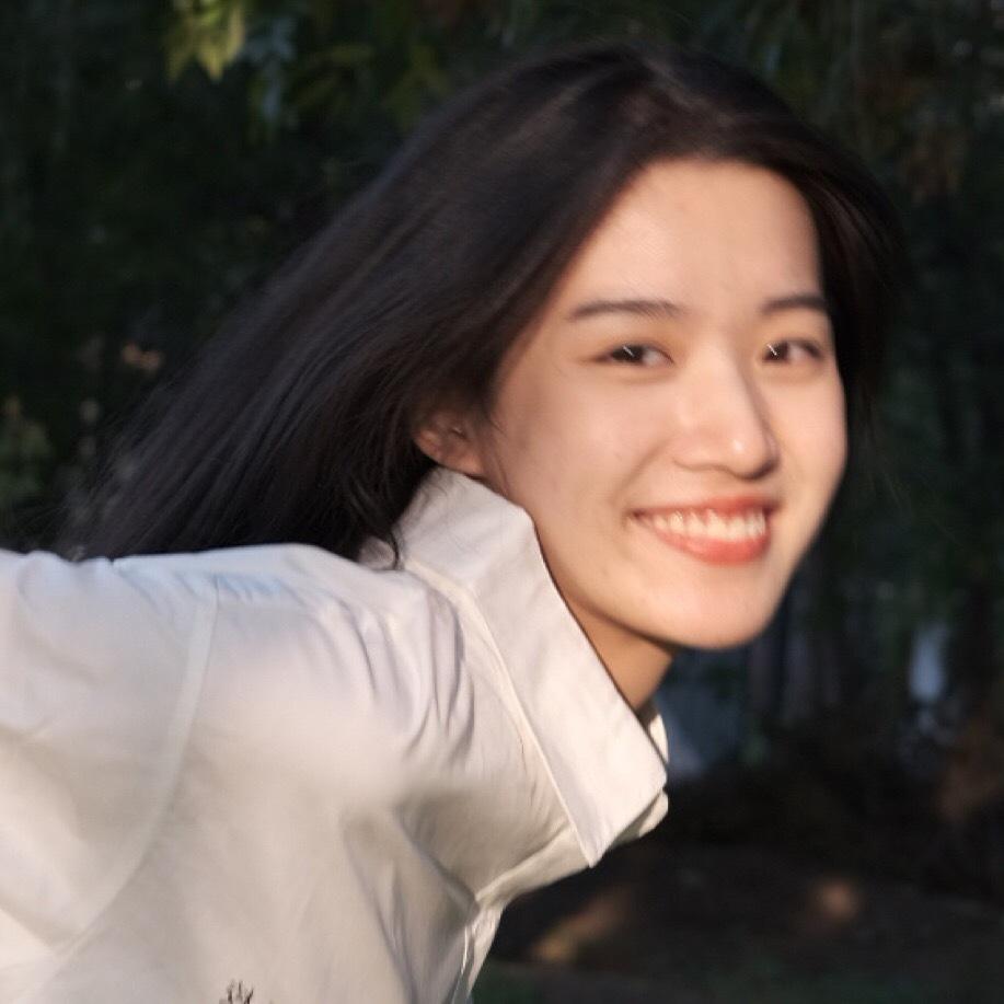 有没有那种笑的很开心的女生头像