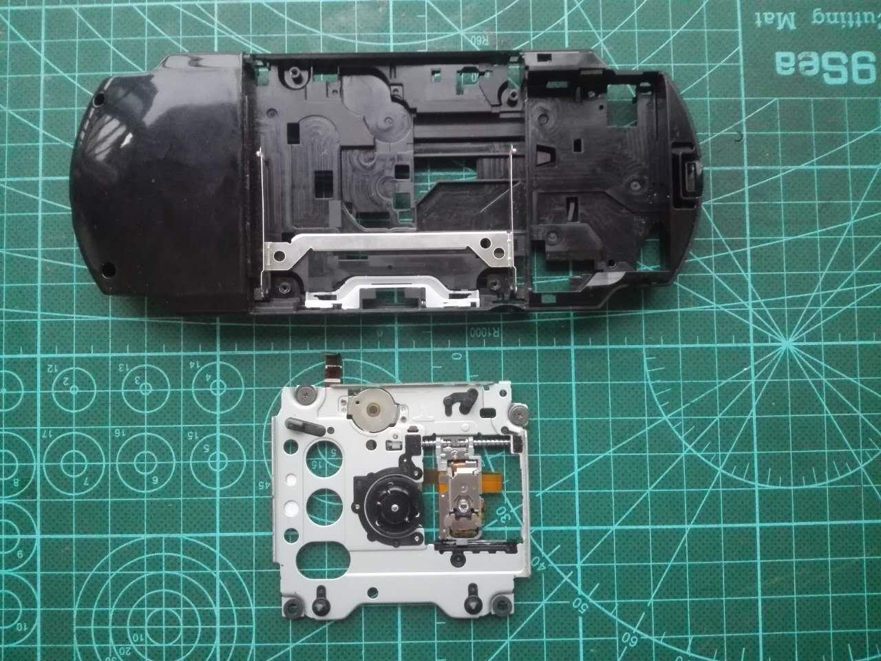 索尼大法psp3000拆解