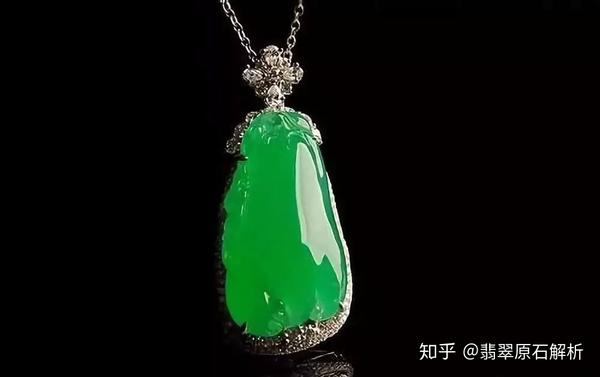 传说中的绝世极品 满绿玻璃种翡翠观音 价值亿 真让人不敢置信 知乎