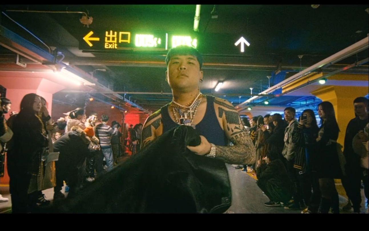 年少多金!更高兄弟dzknow《red yellow remix》