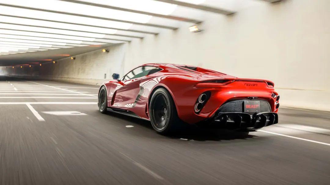 千匹小众跑车rezvanibeast25秒破百还能防弹