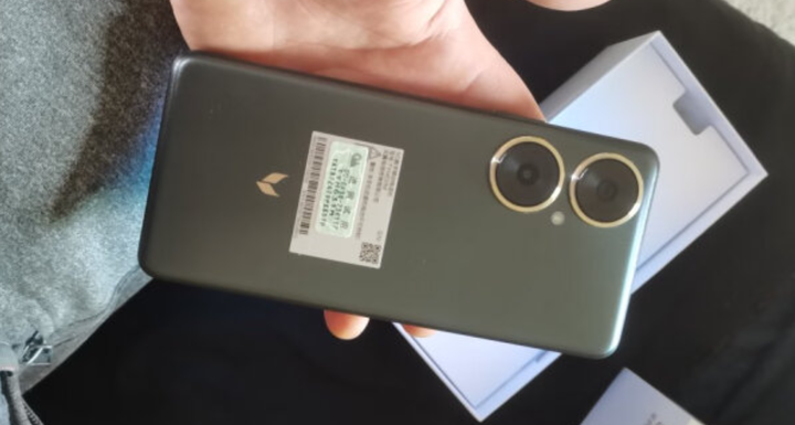 华为麦芒20怎么样体验2周优缺点评测