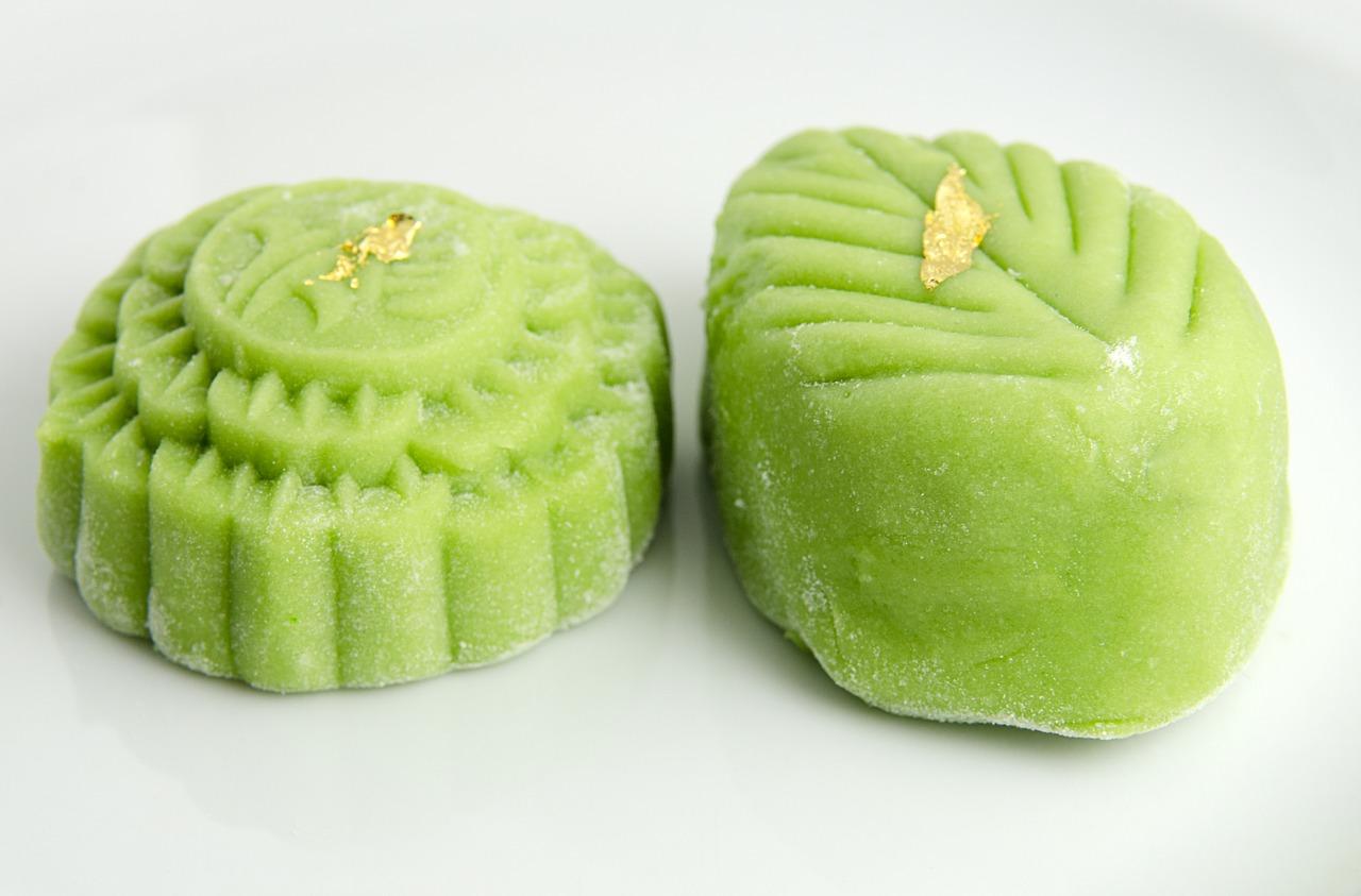 月下思乡，浓情满中秋