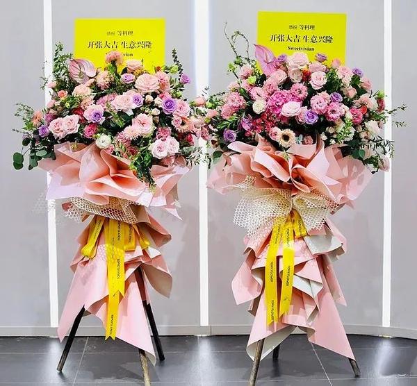 传统开业花篮 迎宾花out 新型花艺用起来 知乎