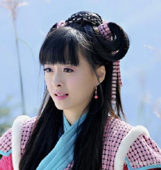 余心恬出演《武松》少女版潘金莲都说潘金莲漂亮,她到底有多漂亮呢?