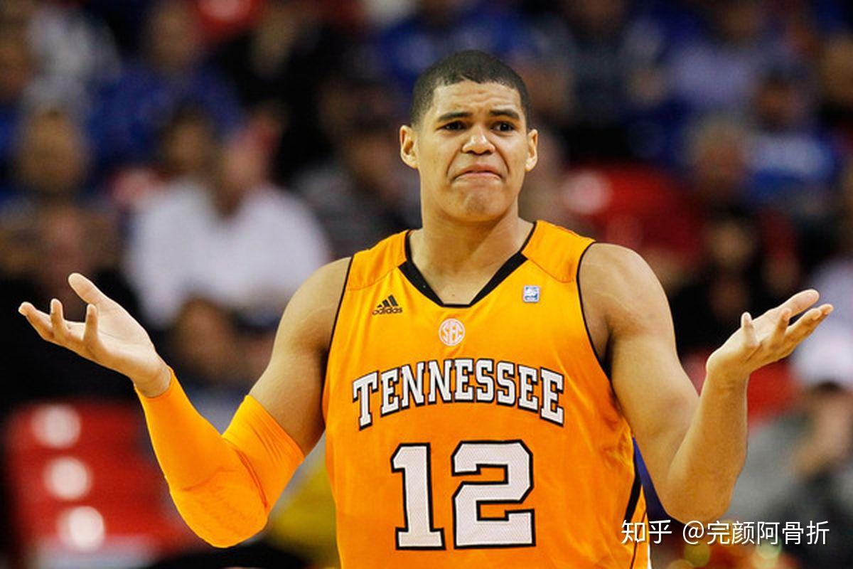 托拜亚斯哈里斯蔷薇与野兽