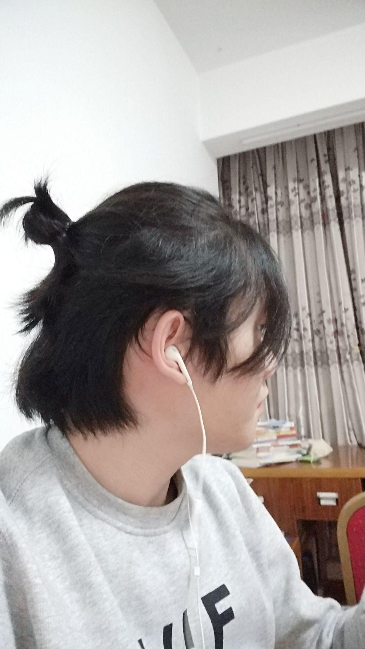 男生长发扎辫子好吗怎么扎好看呢