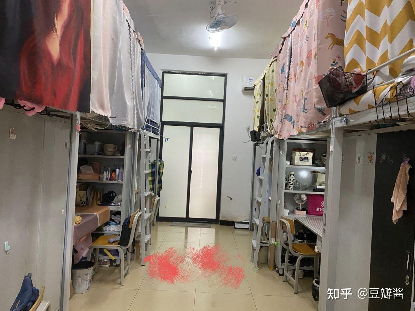 请问桂林旅游学院专科的宿舍住八人间吗? - 知乎