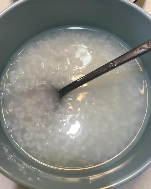 1,清粥搭配咸菜在我国大多数城市都保留着早餐喝粥