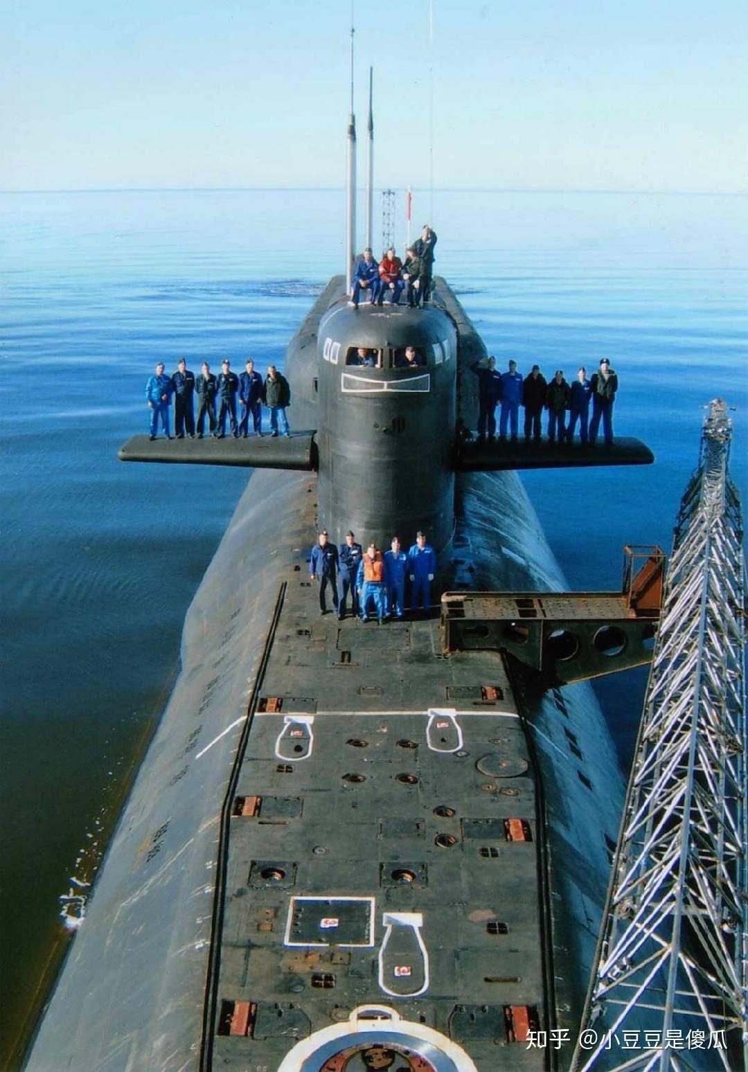 远征17号潜艇图片