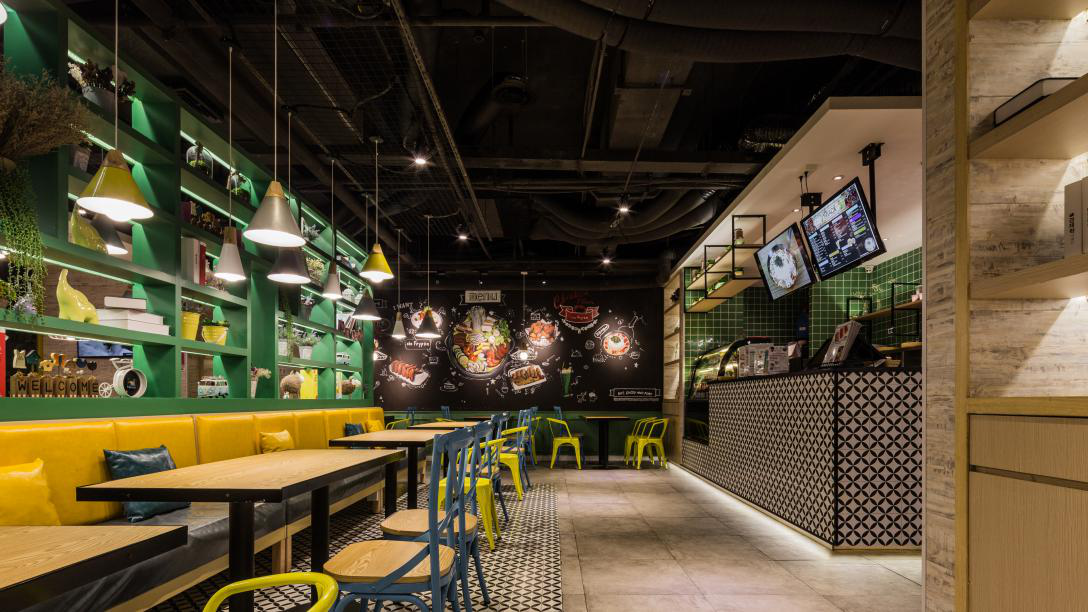 韩国料理备受年轻人的喜爱,主要消费客群也是定位在年轻群体,所以除了