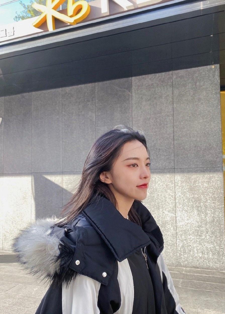 各位大神,跪求王大牛的壁纸,谢谢啦?