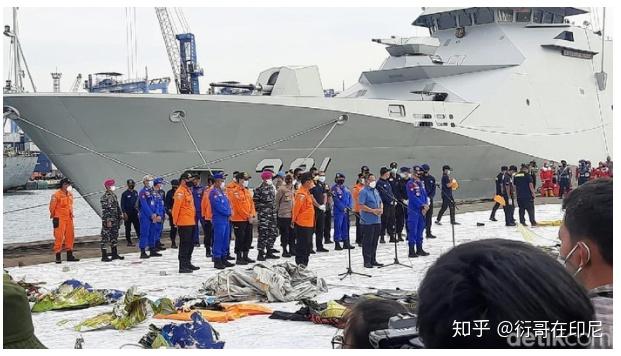 失事航班sj182最新进展黑匣子已定位飞机坠毁前未解体