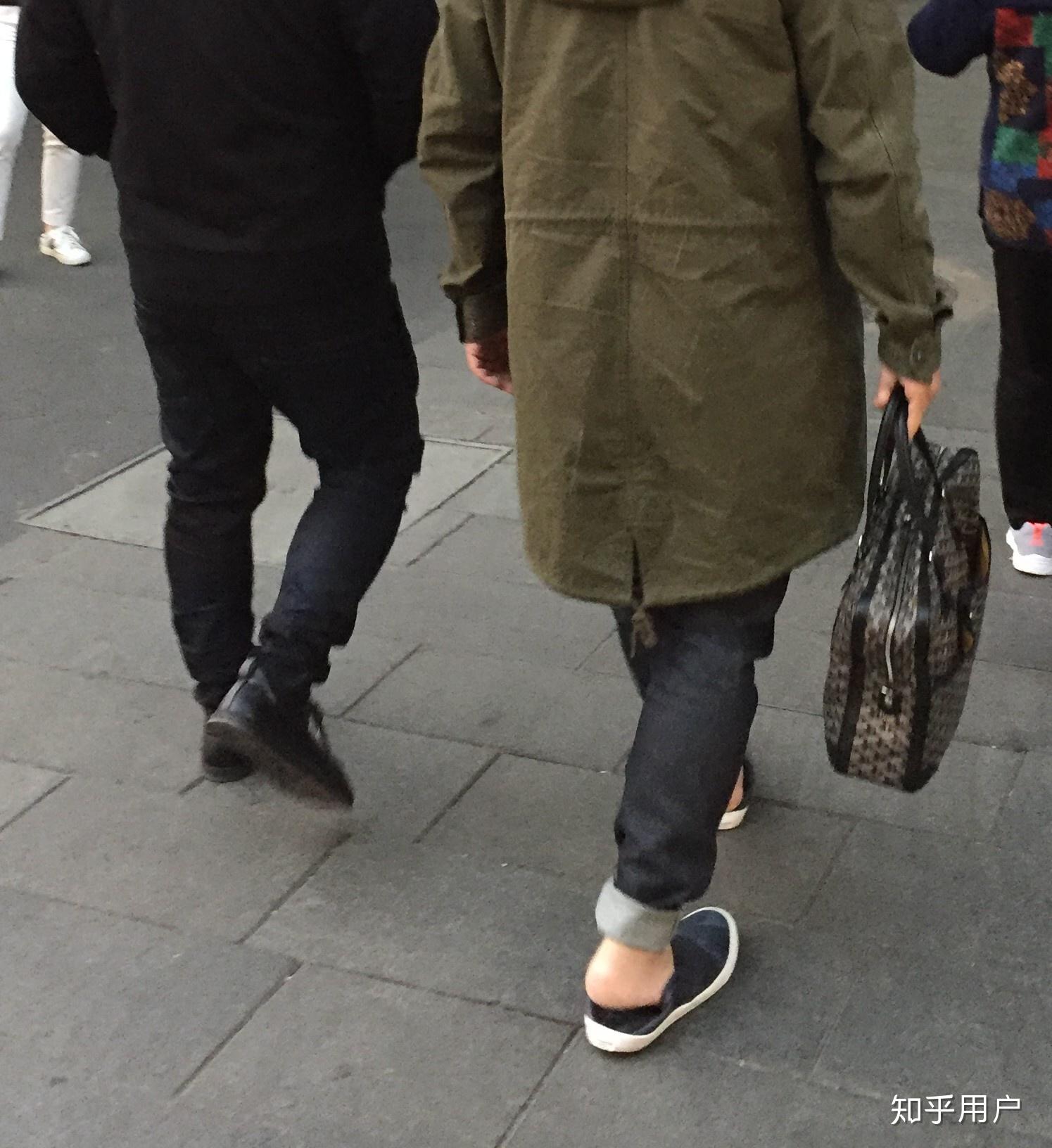 如何看待穿鞋踩后鞋跟的人