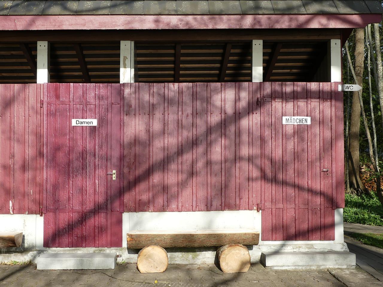 蹲式厕所堵了有什么妙招