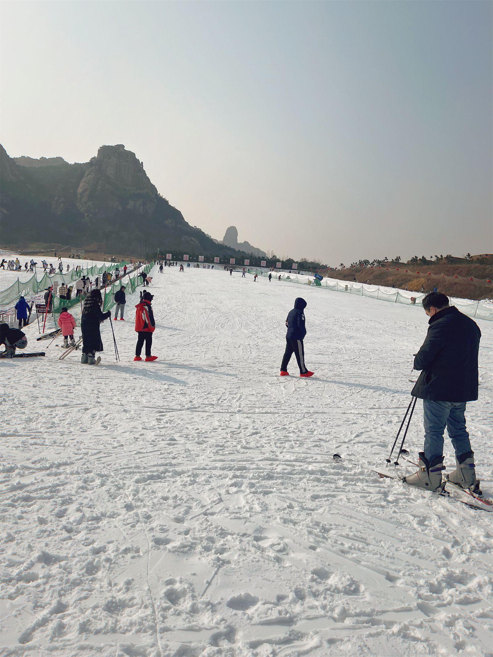 沁园春滑雪场图片图片