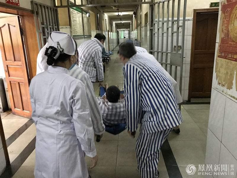 崩溃 大学生被强送精神病院13天 被 精神病如何自救 知乎 崩溃 大学生被强送精神病院13天 被 精神病如何自救 知乎