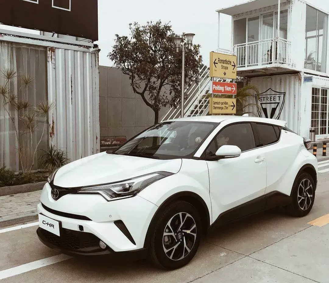 3丰田 chr