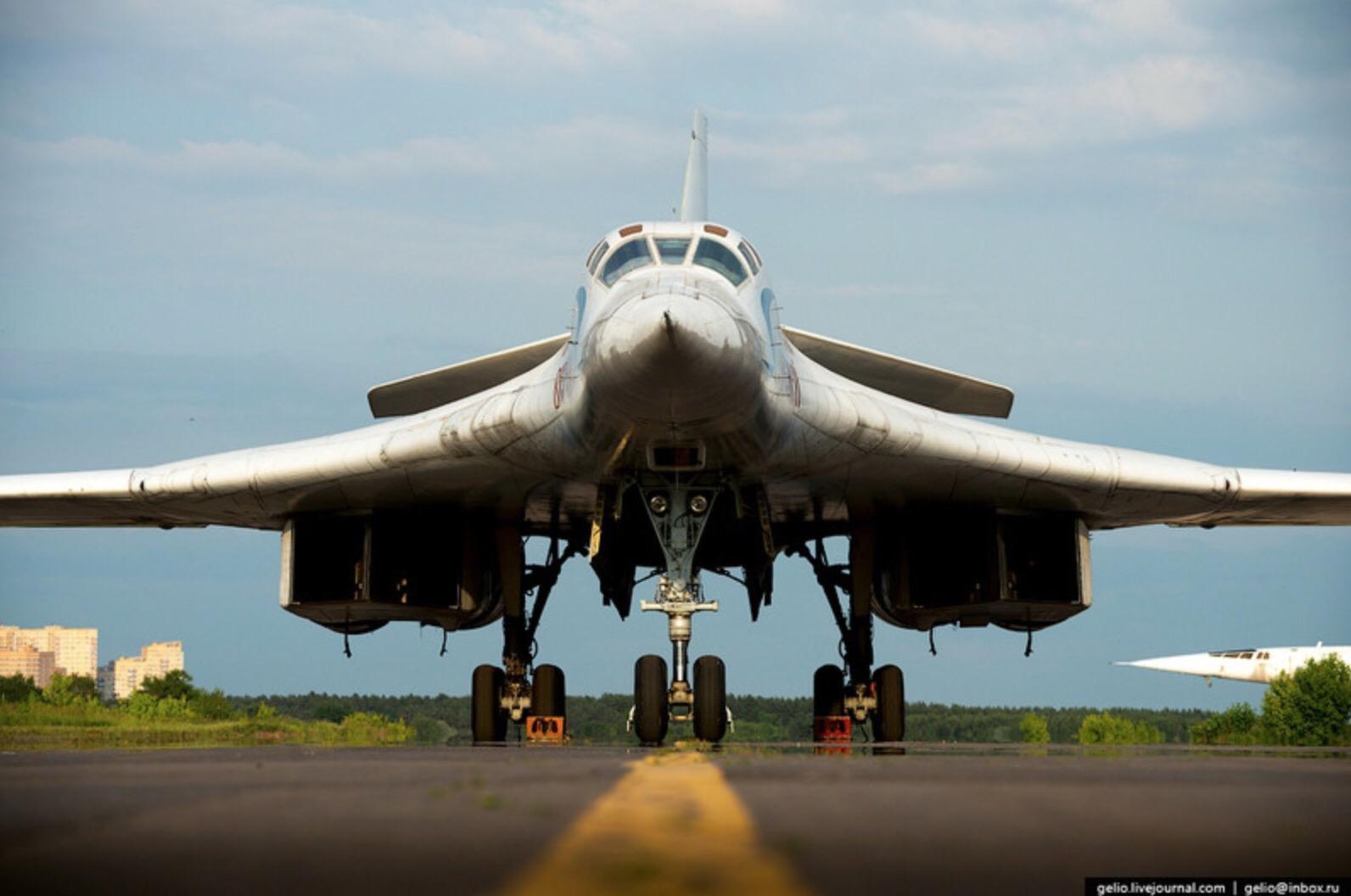 如何评价图-160m2战略轰炸机?