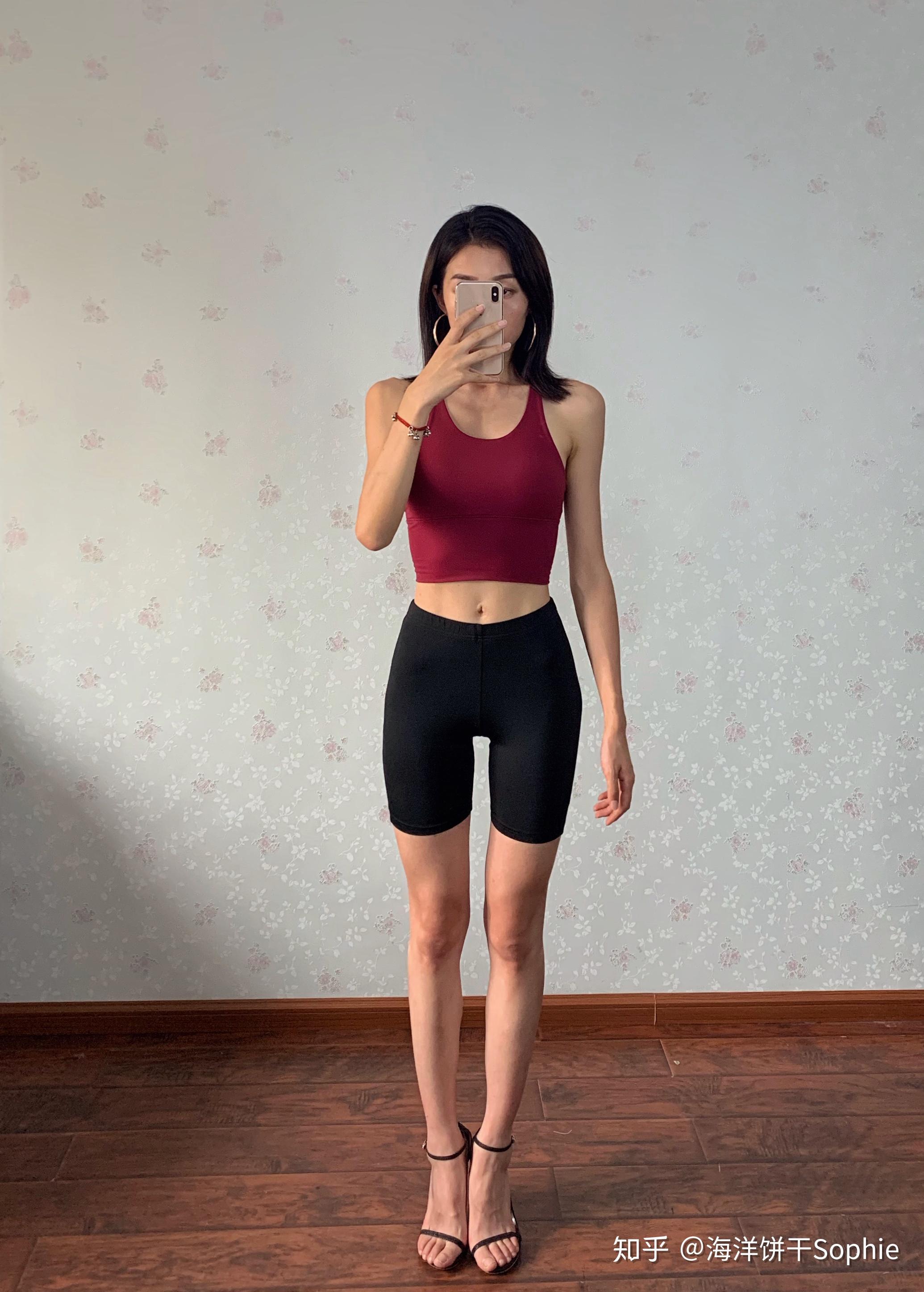 女生如何有效的在家里瘦腿?