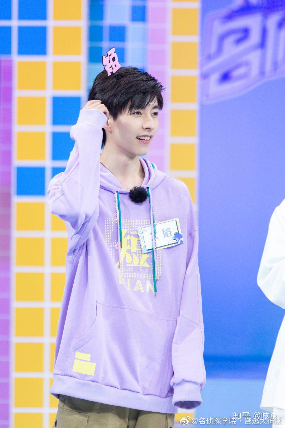 你见过哪些最美(帅)的学霸? - 知乎