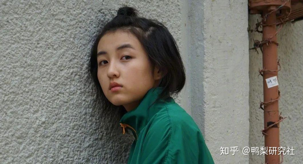 但是,哈哈哈哈哈……张子枫内心os:这不是我,这是我的妹妹,张子疯