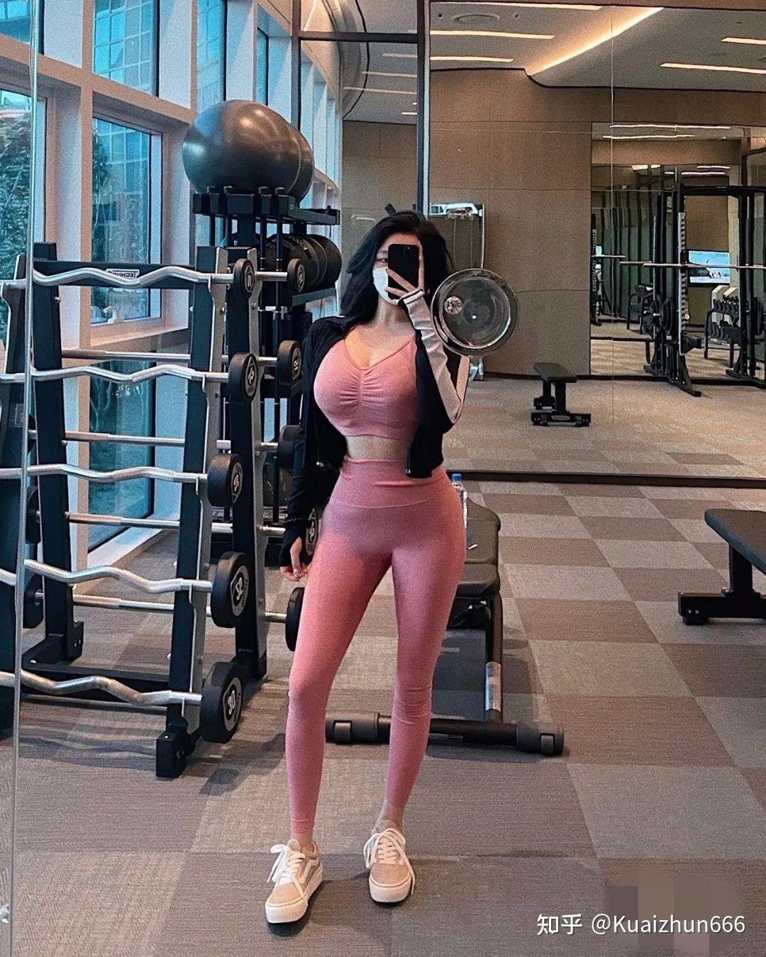 高校联盟资源库健身房丰满美女欣赏