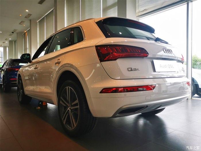 分享奥迪q5l看车作业是时候享受生活了