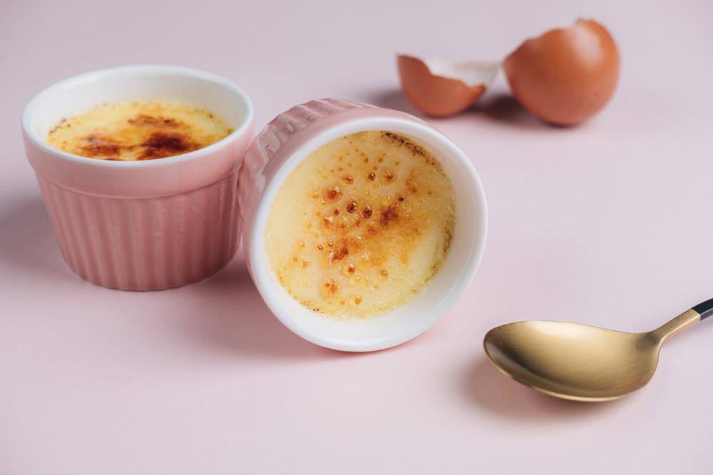 今日解锁法国餐厅必备甜点之一法式焦糖烤布蕾