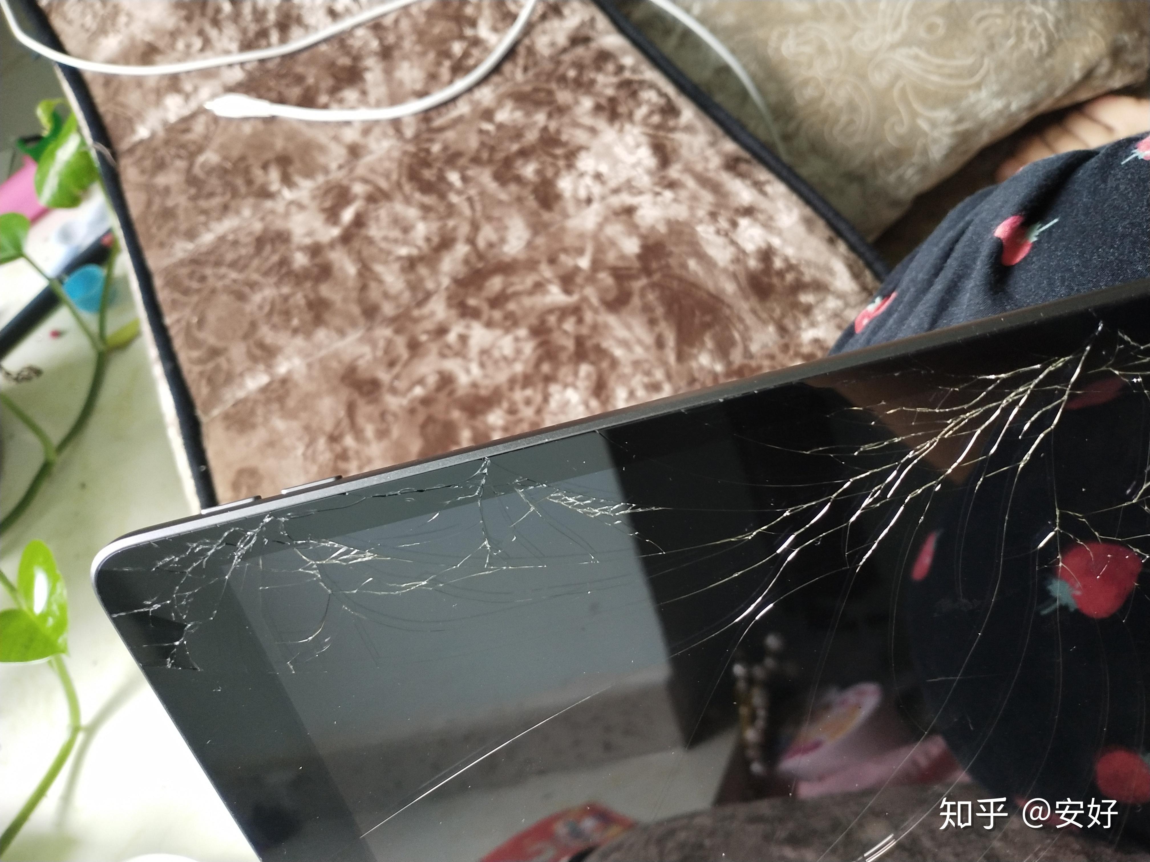 刚买的ipad2019,结果不小心掉地上摔碎了屏幕,但是