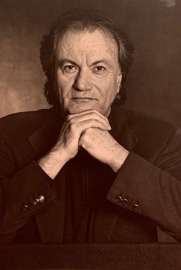 腾讯5000万美元增持拼多多传奇设计师sergiorossi因新冠肺炎去世