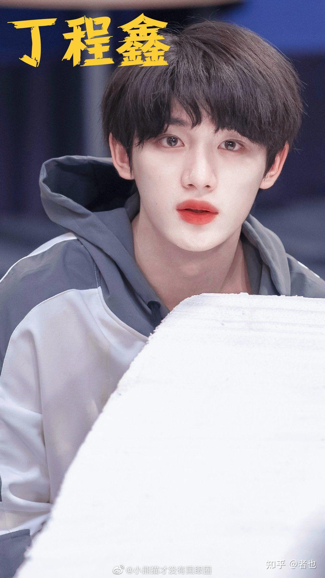 重度脸盲患者想要入坑时代少年团,分不清每个人,请问