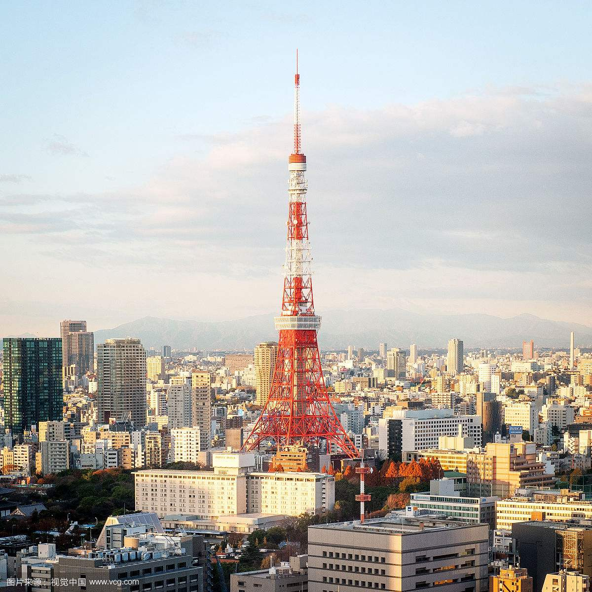 如何评价东方明珠的设计?