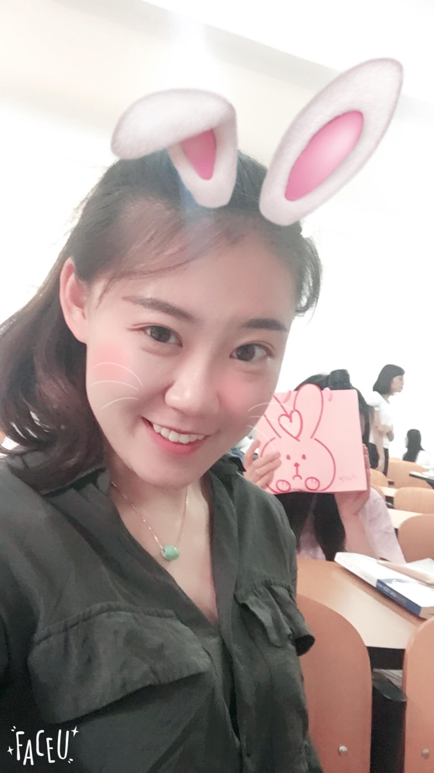 怎么样才能让自己的脸胖起来 v2-aa6bd693c8f89770fd93b33ab732d860_r.jpg