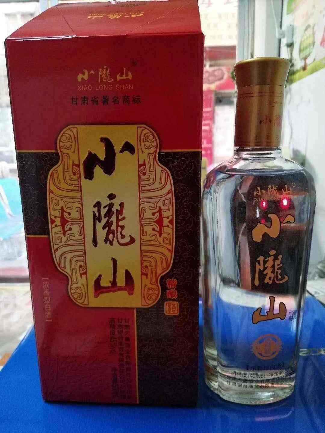 小陇山酒始于2004年,产自于天水四门镇,其以高粱,大米,玉米,小麦,糯米