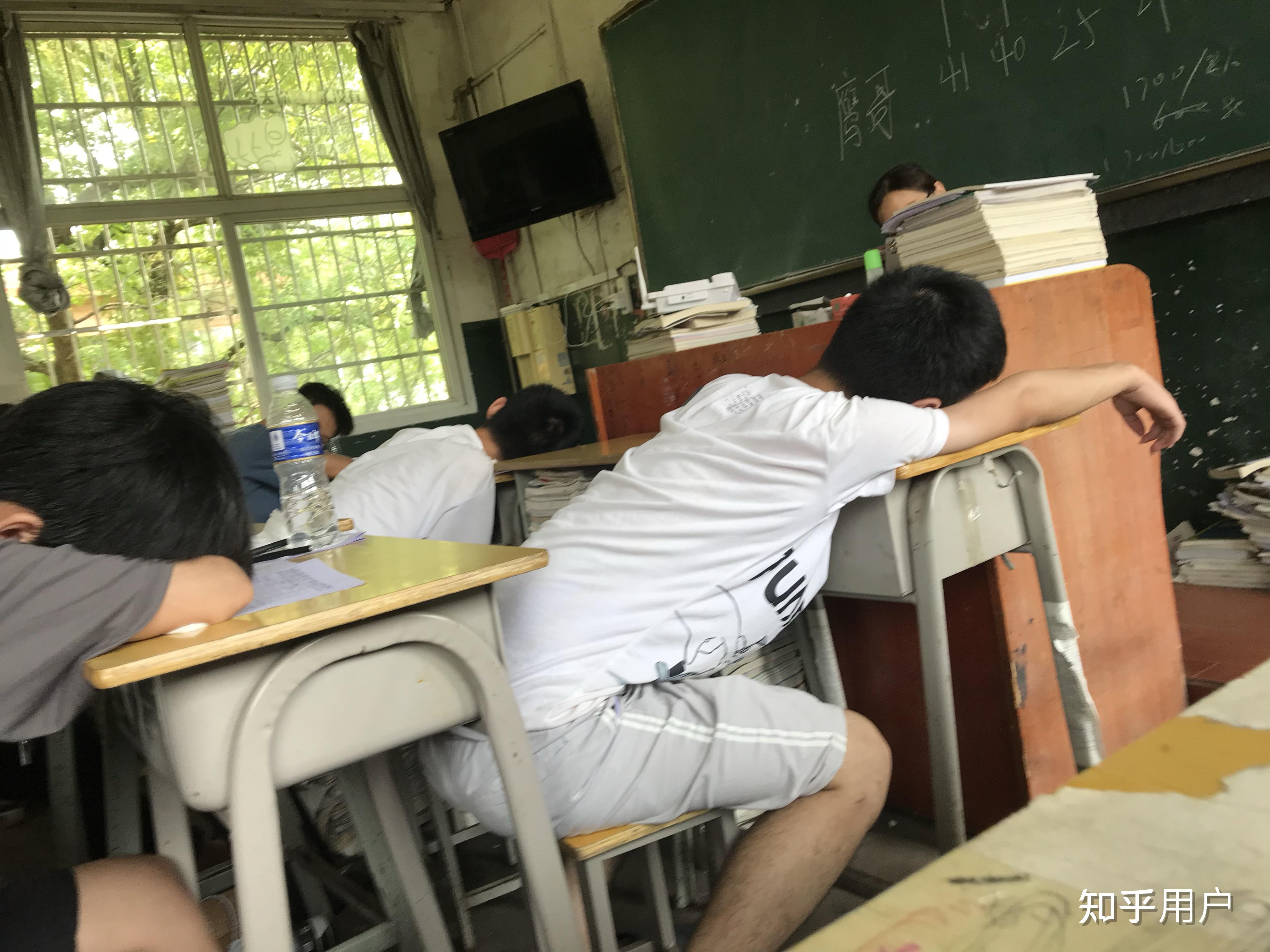 江西丰城拖船中学图片