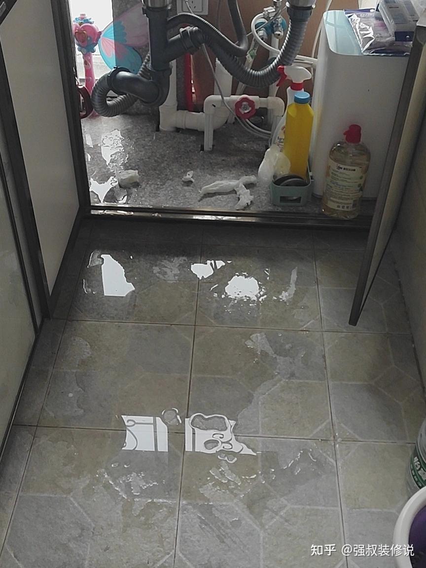 厨房地面渗水怎么修