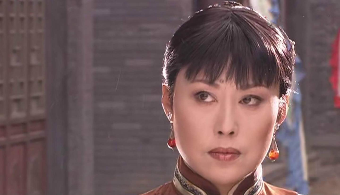 斯琴高娃见识一下大宅门里的无敌大女主