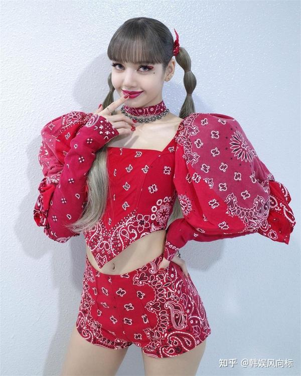 BLACKPINK Lisa发布表演视频预告,但她的辫子却引起了争议! - 知乎