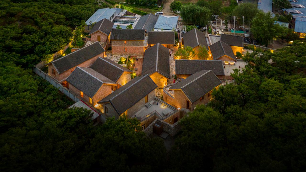 长城脚下的神秘村 邻居全部大有来头 有夫妻砸1个亿入住 知乎 长城脚下的神秘村 邻居全部大有来头 有夫妻砸1个亿入住 知乎