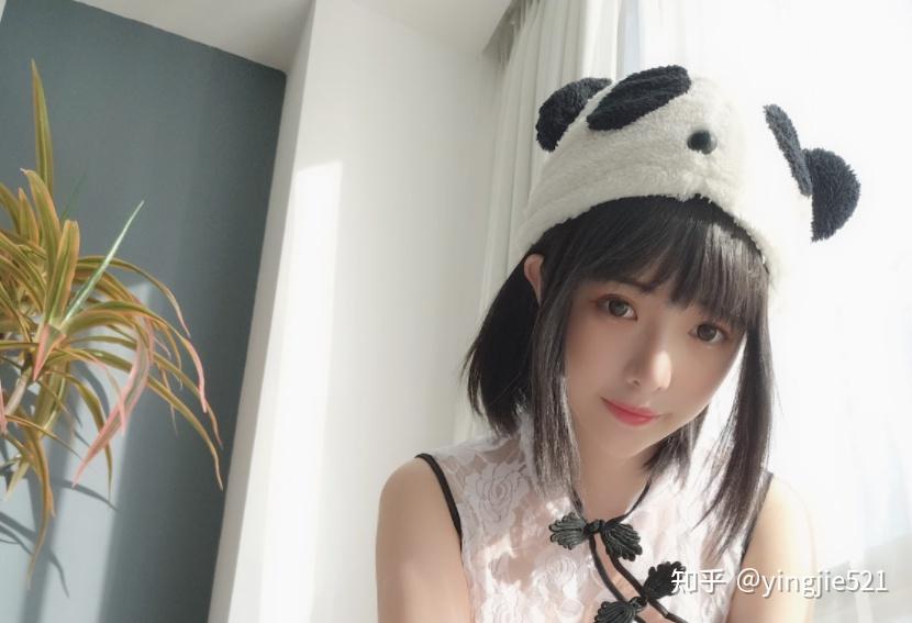 雯妹不讲道理主要是从事cos写眞拍摄,是一位专职co