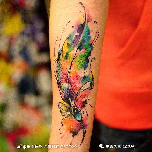 也被很多纹身师引进到纹身艺术中并发展出了多种多样的水彩纹身风格