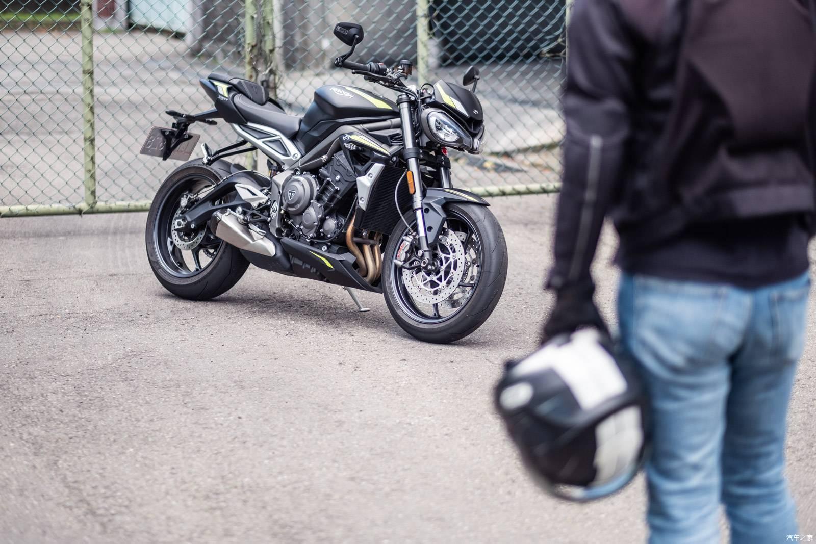 操控细腻动力热血随时战斗凯旋streettriple765rs