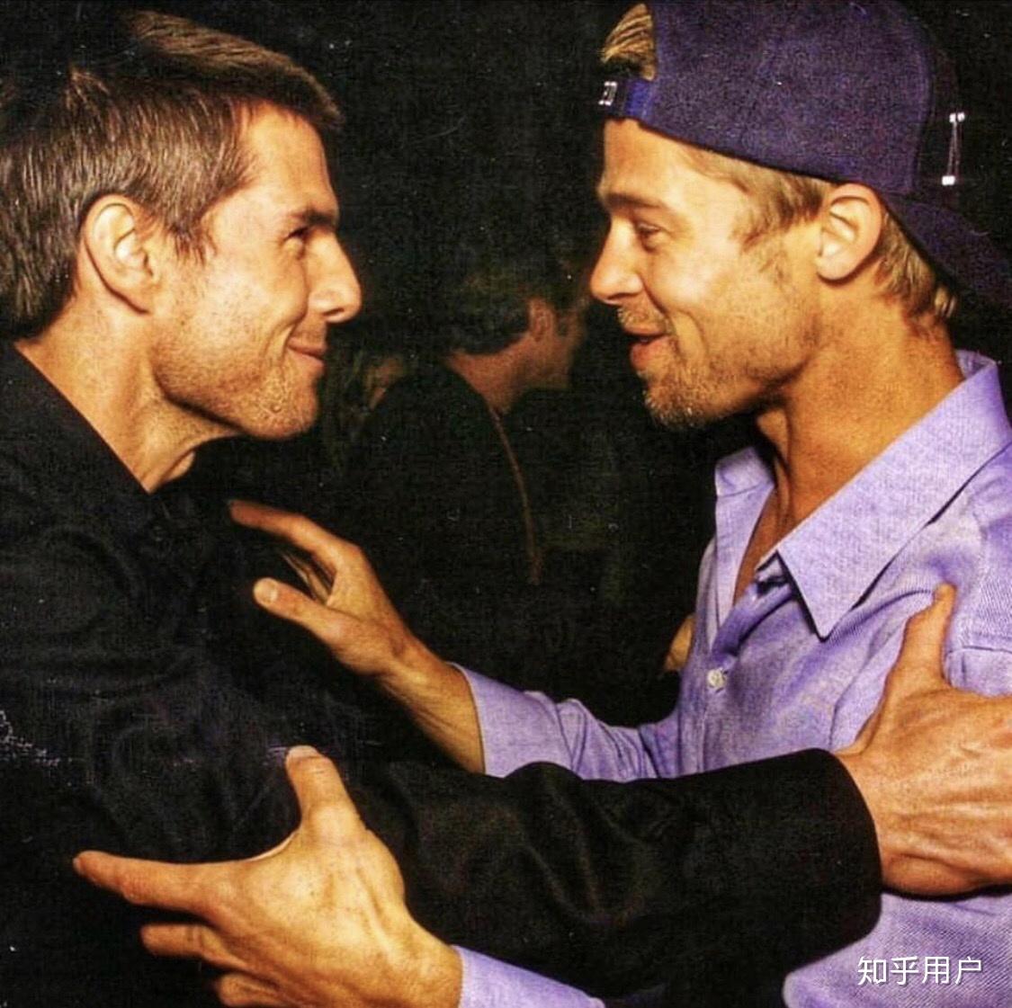 汤姆克鲁斯与布拉德皮特为何老死不相往来了?