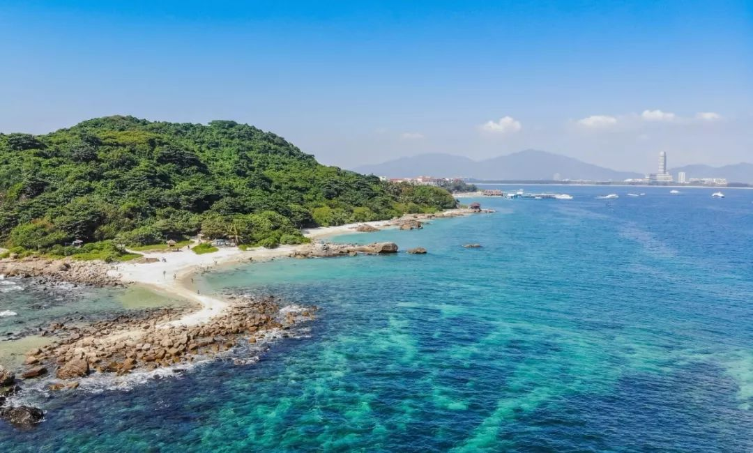 三亚热门旅游景点蜈支洲岛旅游攻略低音号导游